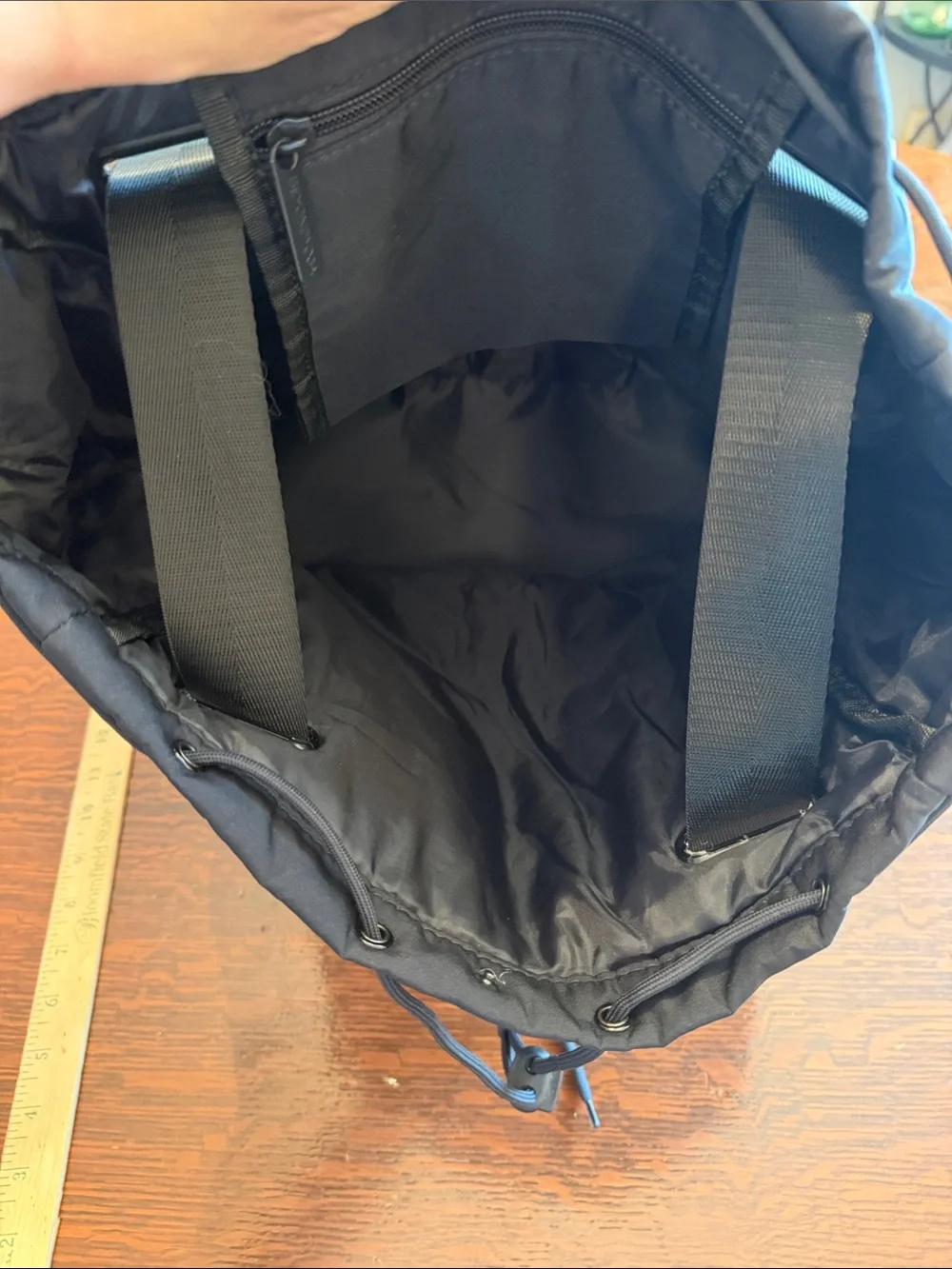 BEYOND YOGA Women's Black Convertible Gym Bag
